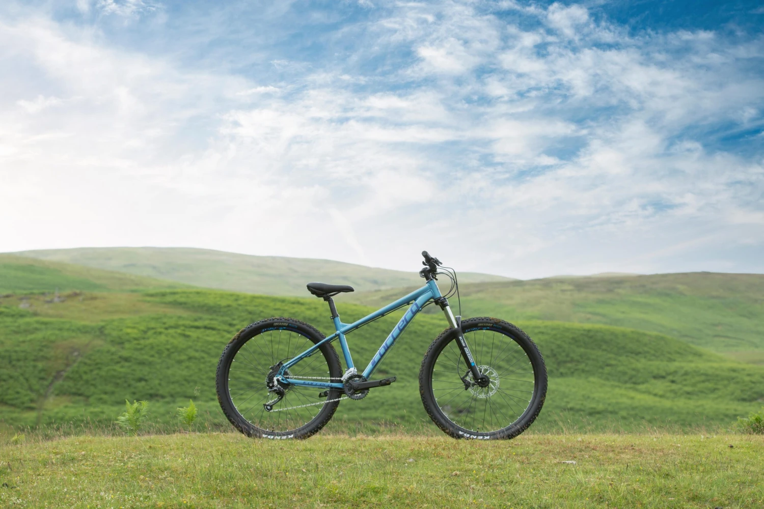 Carrera Vulcan Womens Mountain Bike - Blue - S, M, L Frames - Image 2