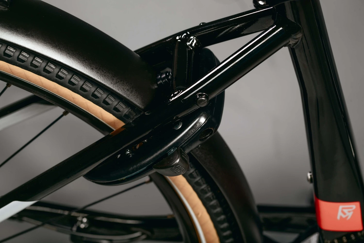 Rockmachine Crossride INT E400 B TouringMens Electric Hybrid Bike - S Frame - Image 17