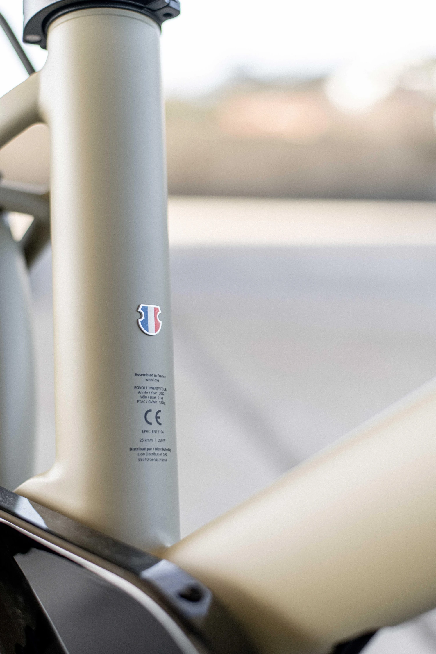 Eovolt Evening Step Through Electric Folding Bike - Onyx Black - 24" Wheel - Image 7