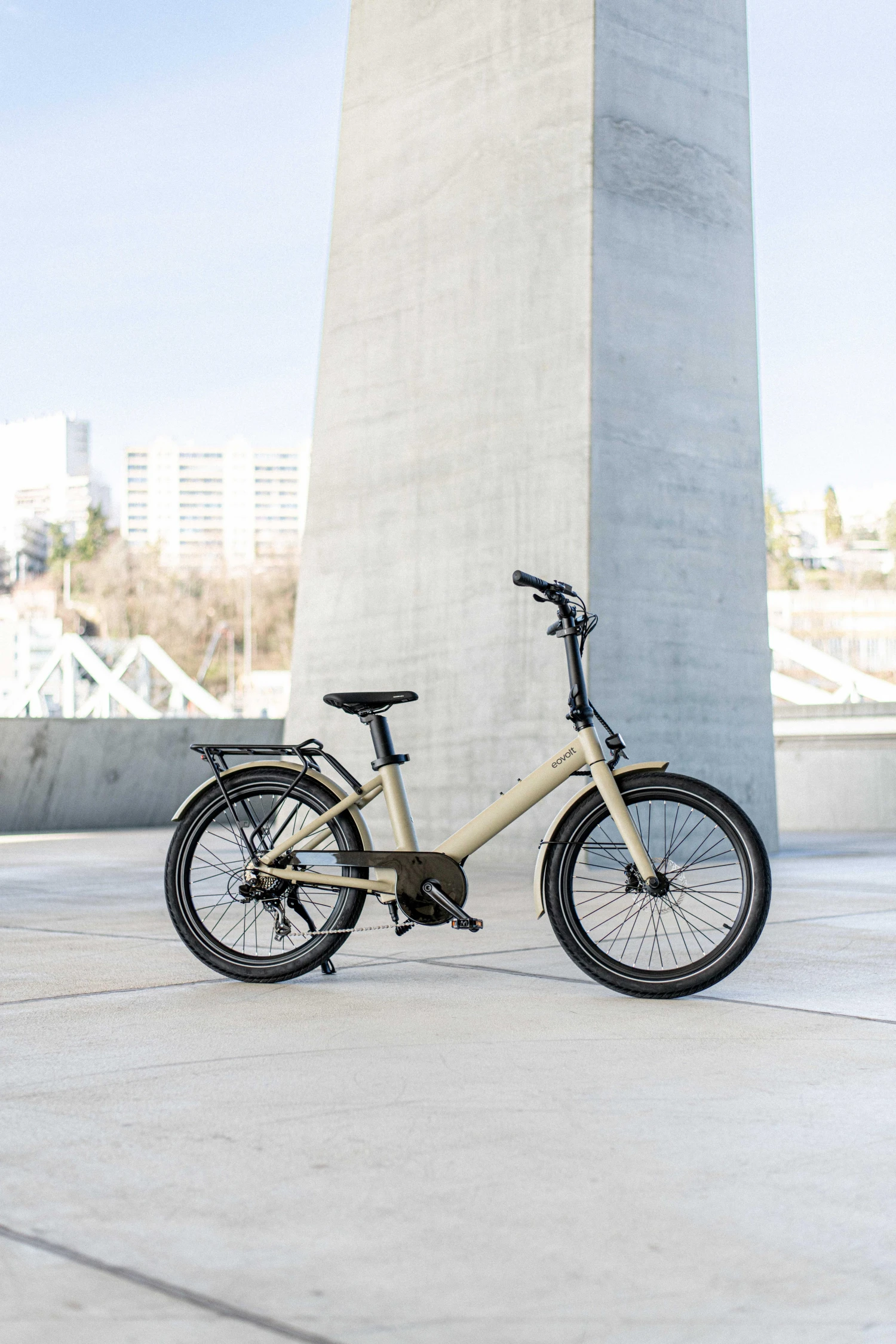 Eovolt Evening Step Through Electric Folding Bike - Onyx Black - 24" Wheel - Image 8